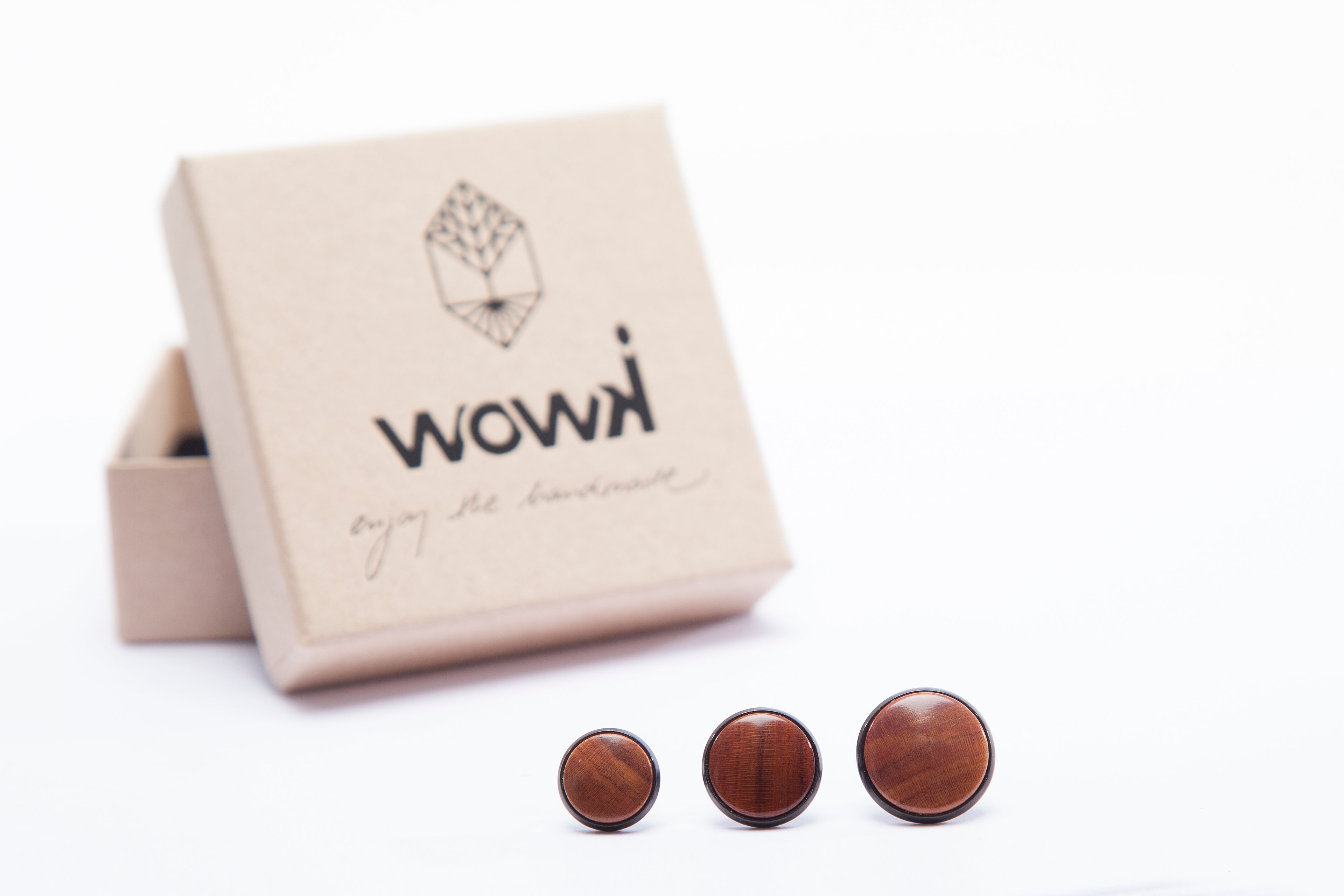 Ohrringe schwarz mit Pflaumenholz von wowki