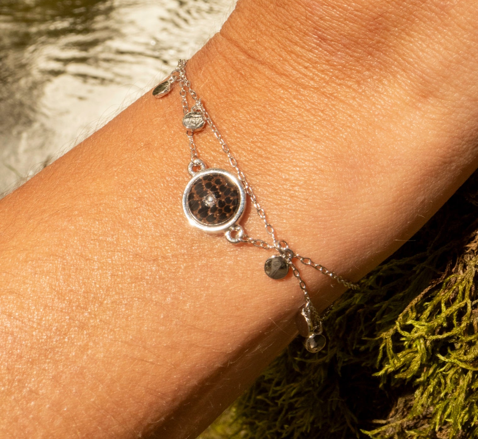 Armband mit Dunklem Palmenholz in 925 Silber (doppelt) von wowki