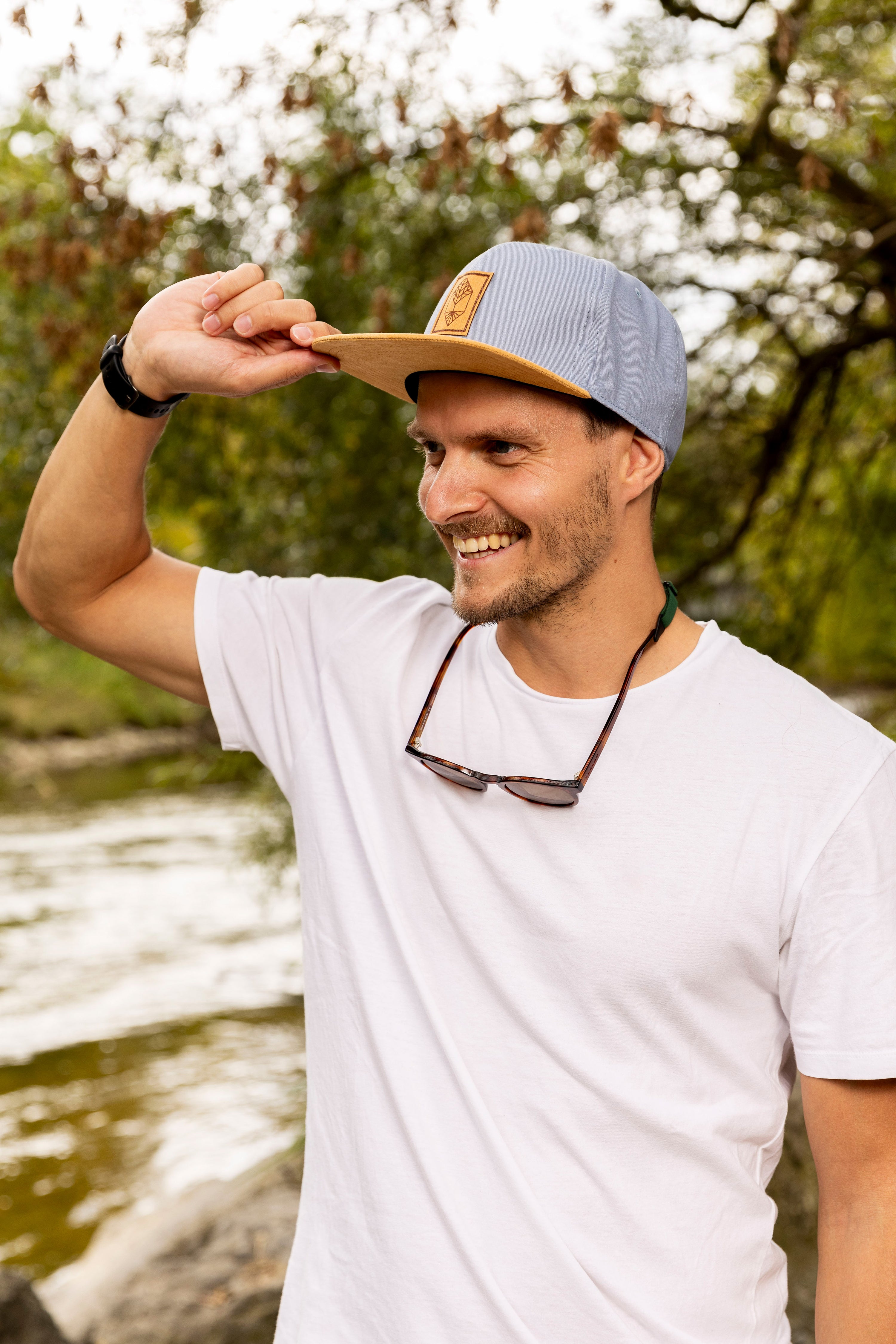 Snapback Cap Wildleder Babyblau von wowki